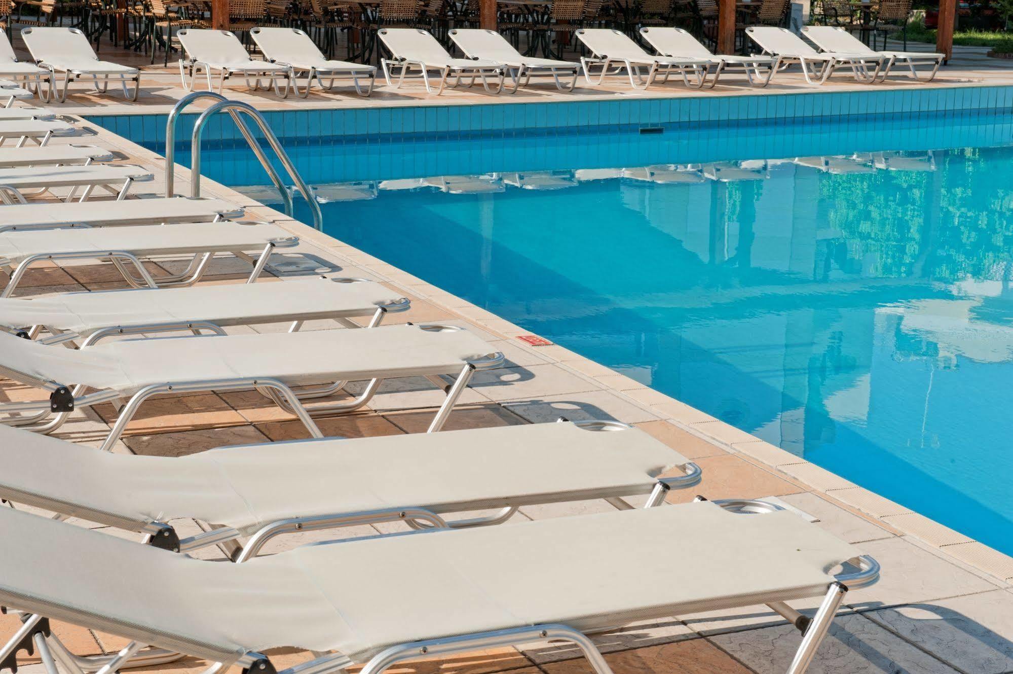 Heronissos Hotel Херсонисос Екстериор снимка